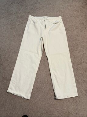 Classic White Women's Wide Leg Jeans